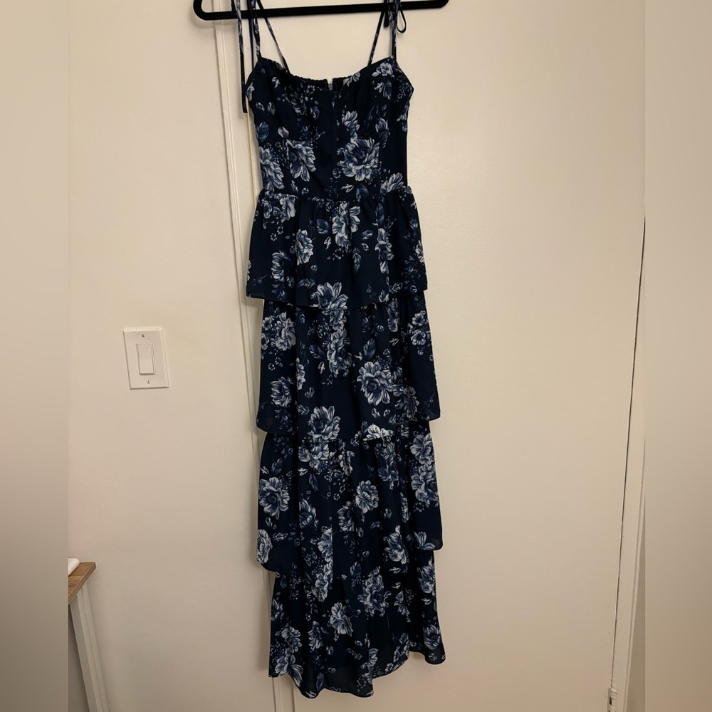 Floral Tiered Busteir Maxi Dress